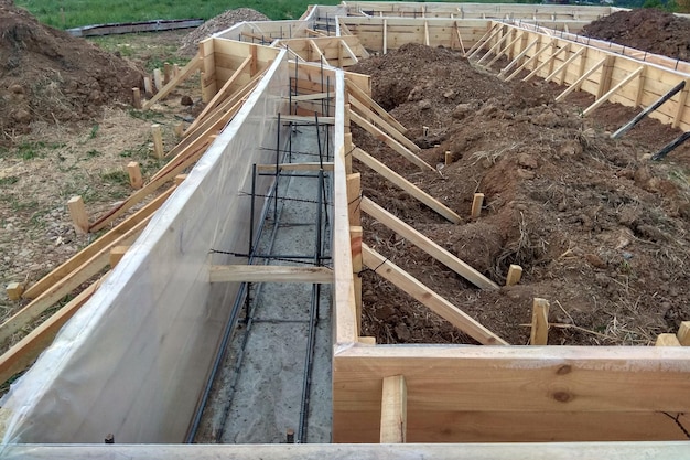 Săpăturile pentru fundații adânci: metode avansate și utilaje specializate
